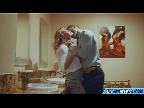 ❤️ ໃນເວລາທີ່ຜິວເນື້ອສີຂາວ busty seduces ທ່ານຢູ່ໃນຫ້ອງນ້ໍາສາທາລະນະ ️ ການຮ່ວມເພດພິເສດ ທີ່ lo.dreamypassionjourney.ru